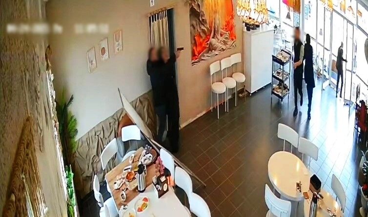 Dehşet Görüntüleri Ortaya Çıktı Eşini Öldürüp, Aynı Tabancayla Intihar Etmişti (1)