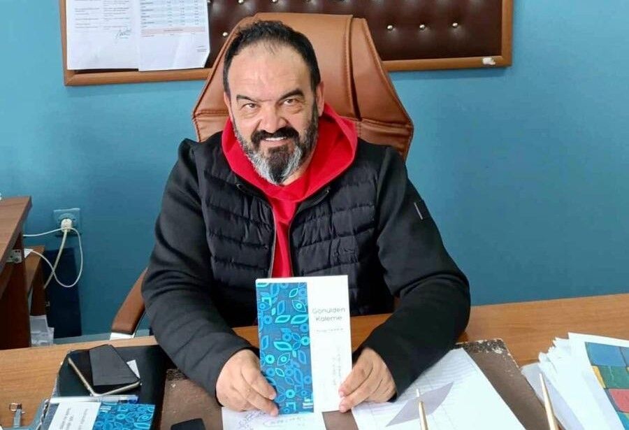 Gelirini Öğrencilere Bağışladı1