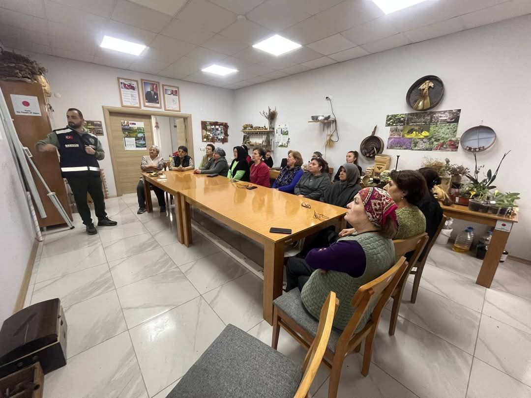 Halk Eği̇ti̇m Kursi̇yerleri̇ne Bağimlilikla İlgi̇li̇ Semi̇ner (4)