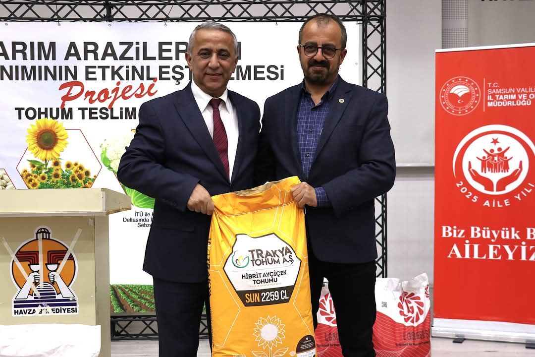 Havzada Üreti̇ci̇ye Yağlik Ayçi̇çeği̇ Tohumu Dağitildi (4)