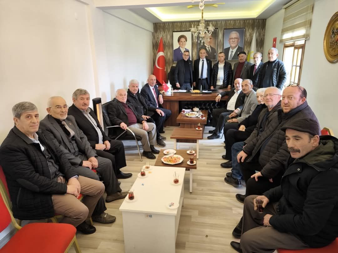 İyi̇ Parti Bafra İlçe Teşkilatında Bayramlaşma (5)