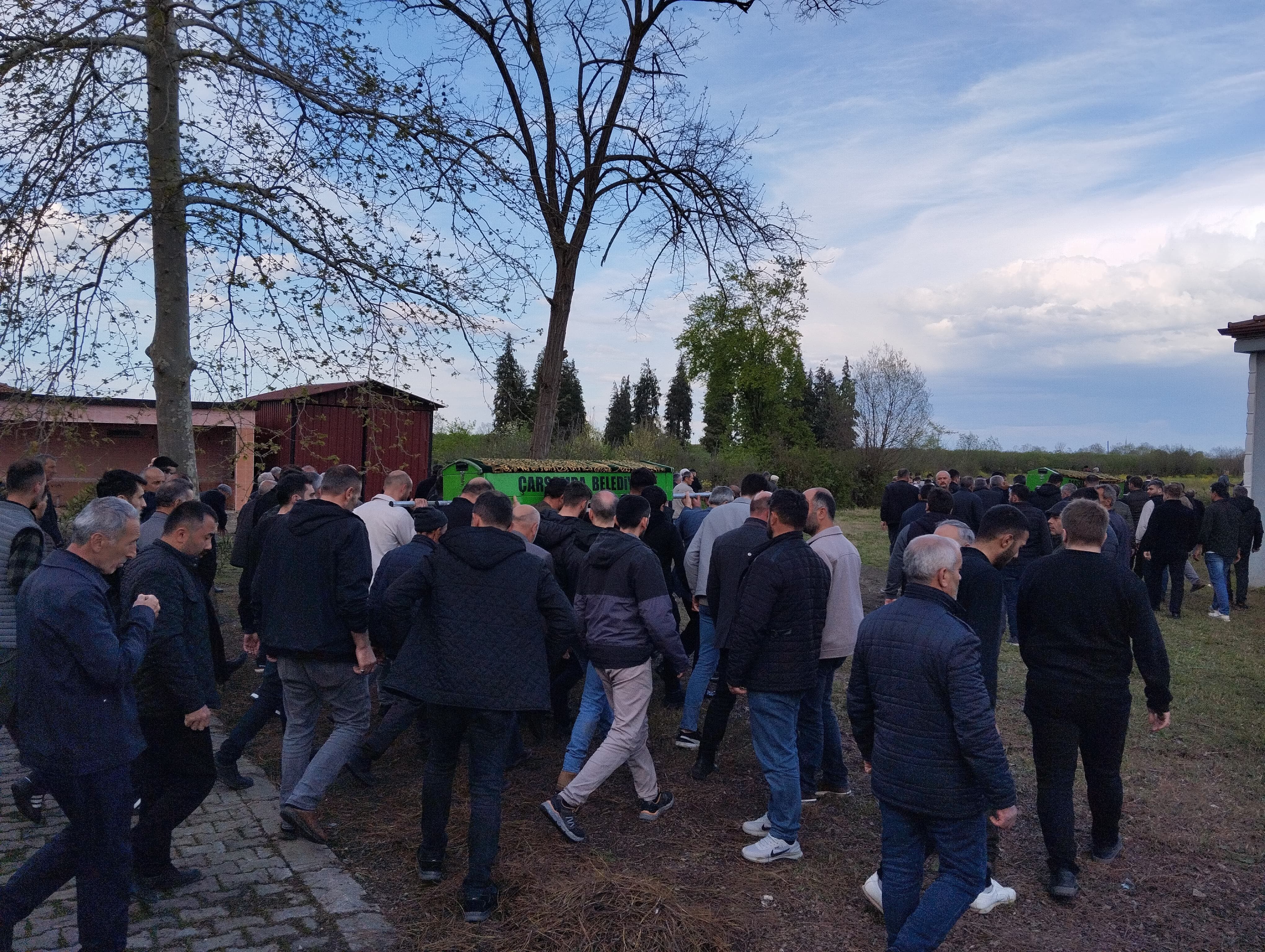Kazada Hayatını Kaybeden Baba Oğul Toprağa Verildi (3)