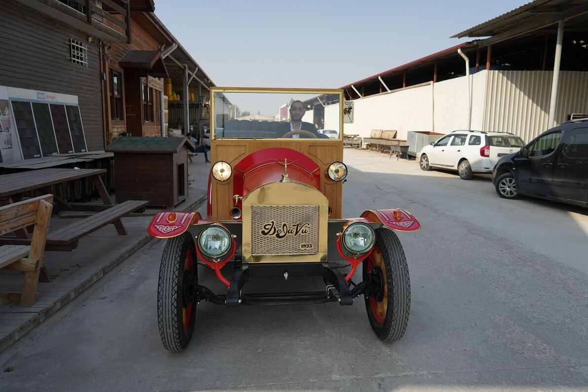 Nostalji Aşığı Genç 1925 Model Otomobilin Elektriklisini Yaptı (2)