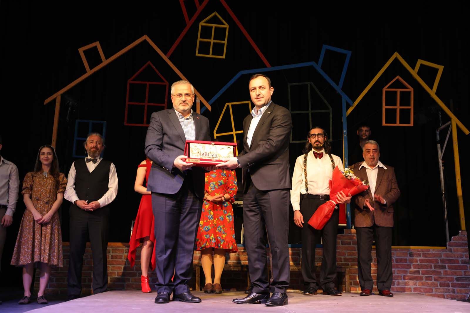 Rumuz Goncagül Oyunu Bafra'da Büyük Beğeni̇ Topladi (5)