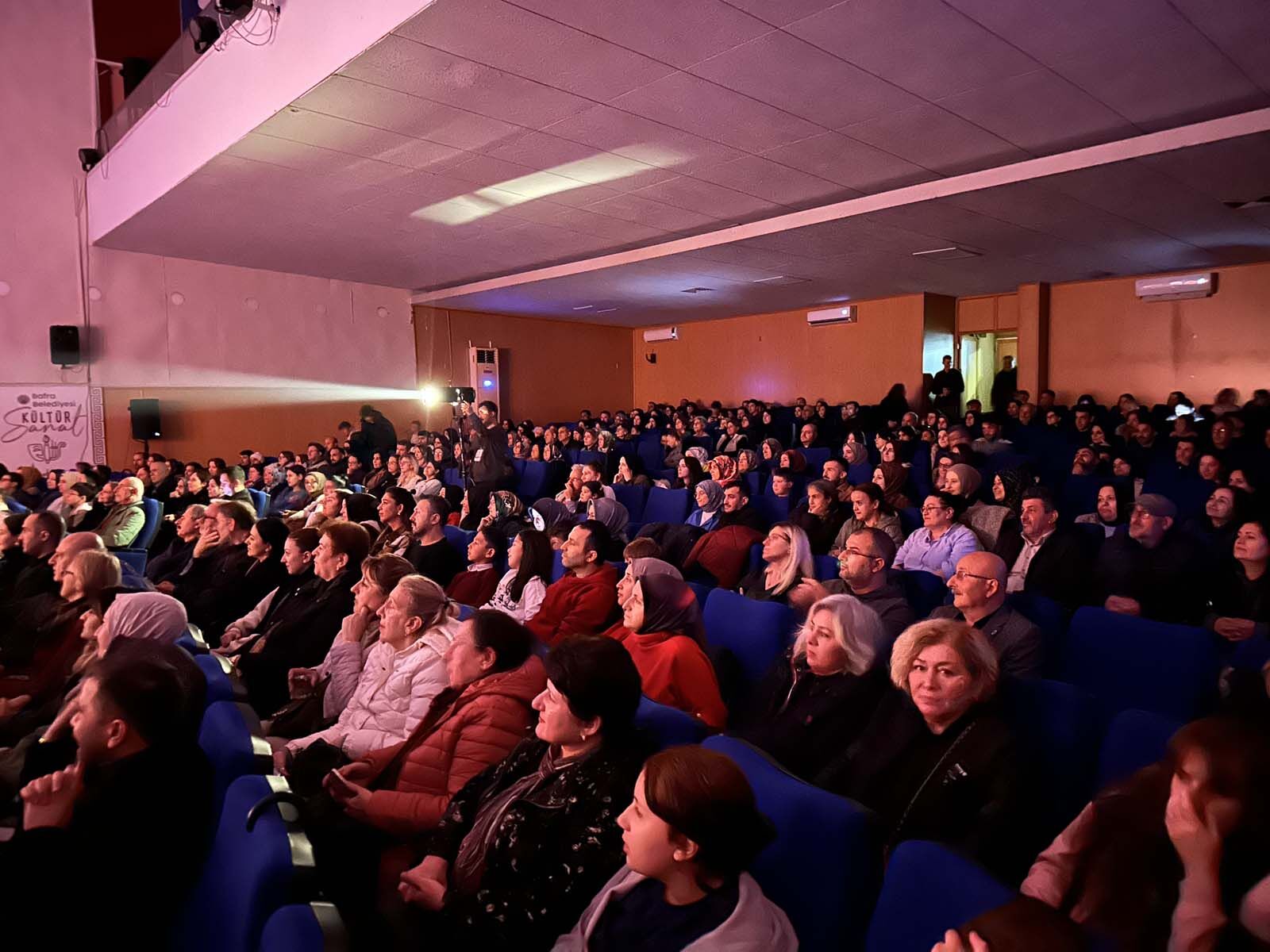 Rumuz Goncagül Oyunu Bafra'da Büyük Beğeni̇ Topladi (6)