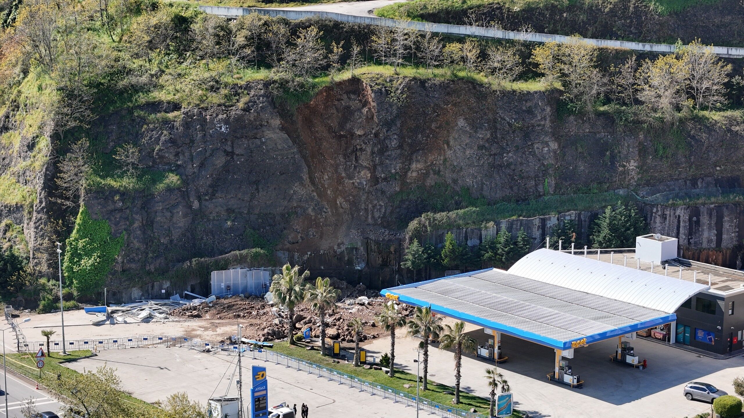 Samsun'da 3 Kişinin Öldüğü Heyelan Bölgesi Havadan Görüntülendi (2)