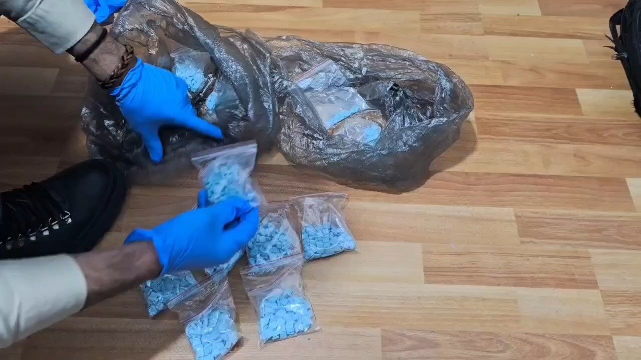 Samsun’da Cep Telefoncu Dükkanına Uyuşturucu Operasyonu1
