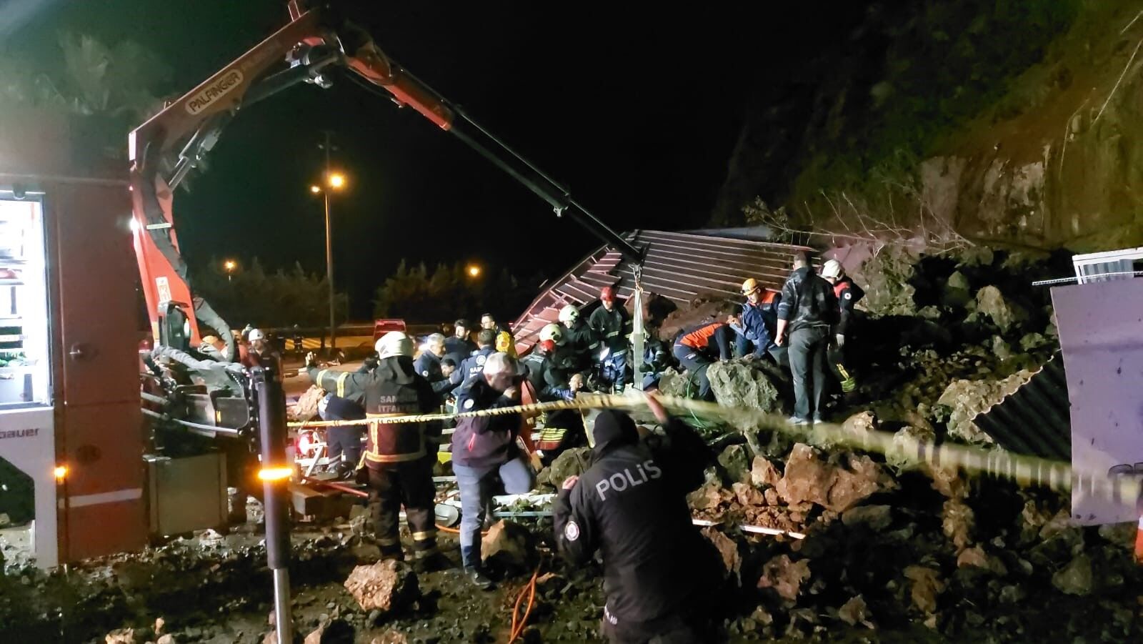 Samsun'da Heyelan (3)