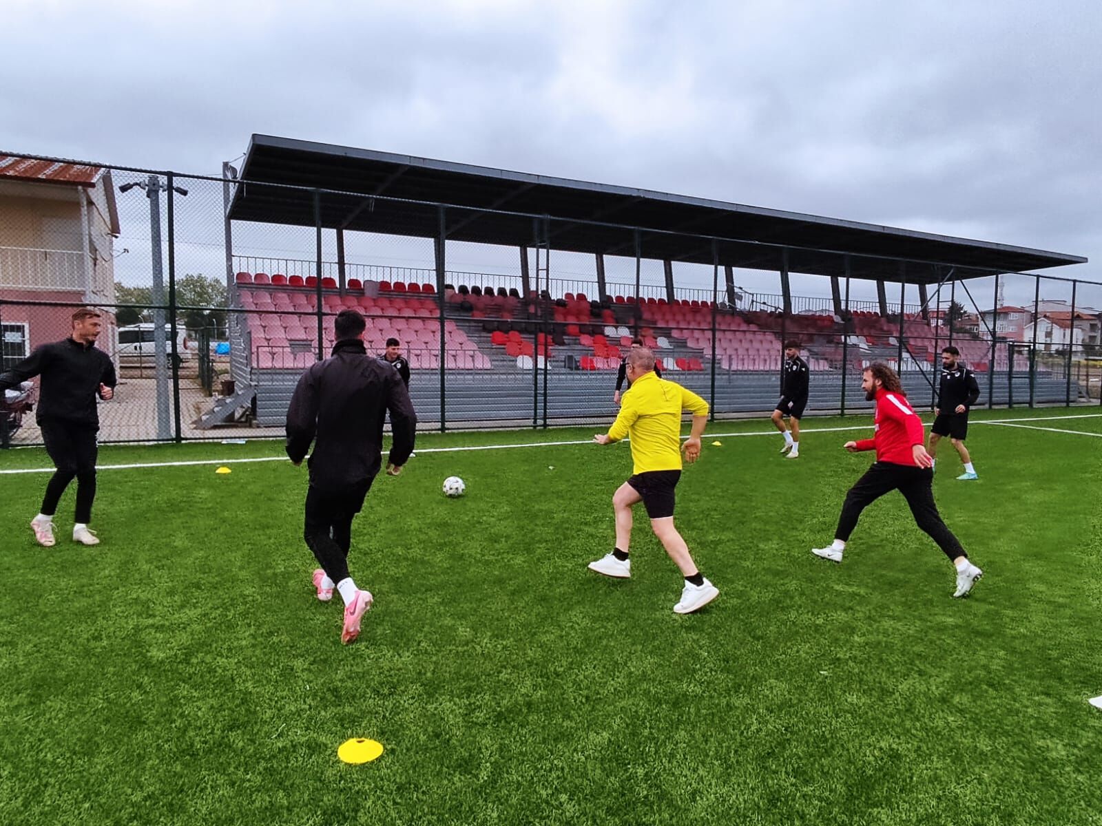 Tek Hedef Galibiyet; Genç Bafraspor Termespor Maçına Hazırlanıyor (4)