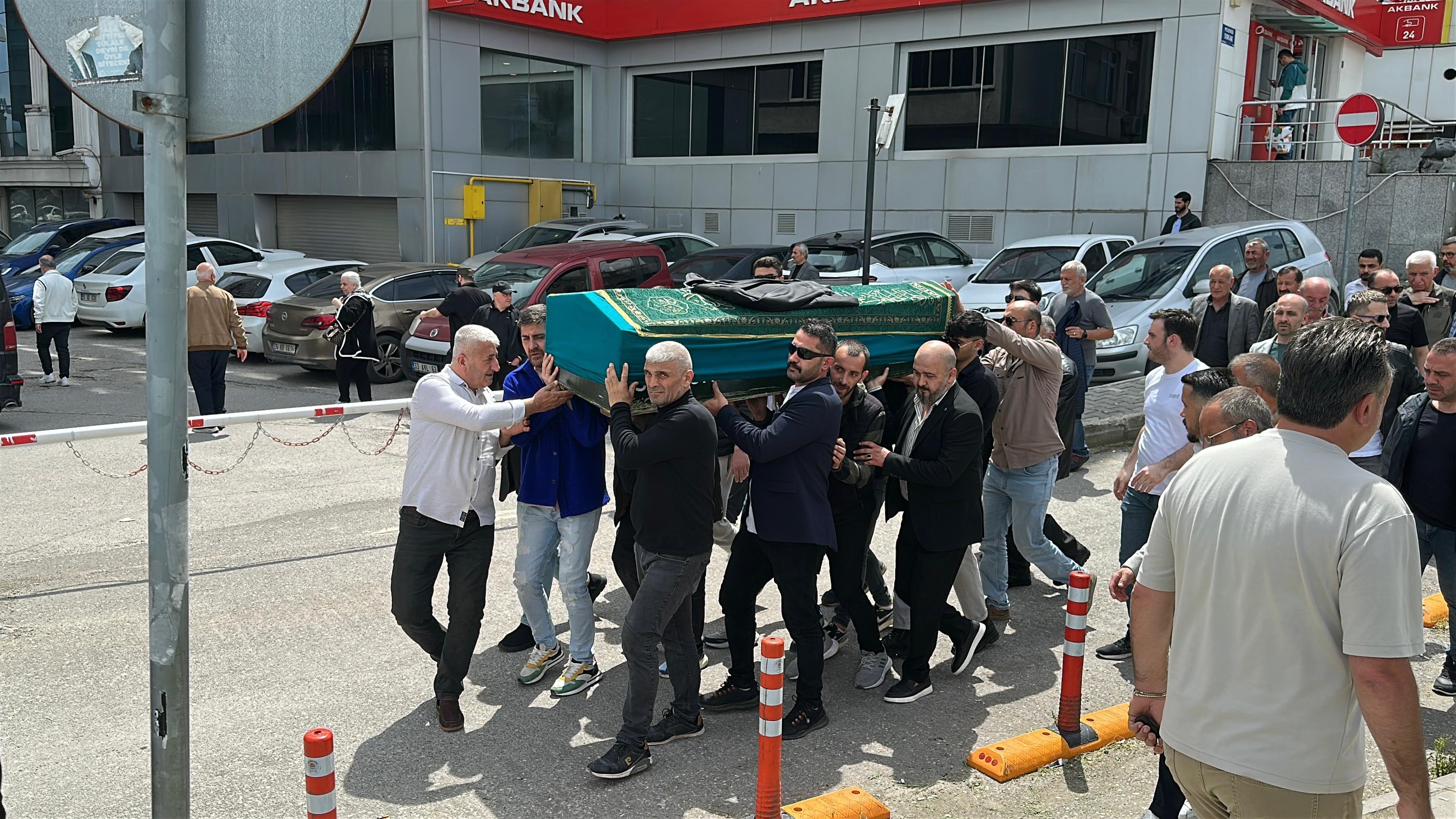 Ablasını Kaçıran Kuzeni Tarafından Öldürülen Genç, Damatlığıyla Uğurlandı2