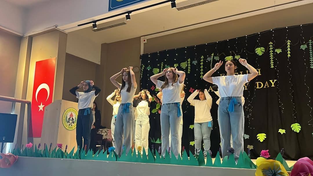 Alaçam'da English Activity Dayetkinliği1