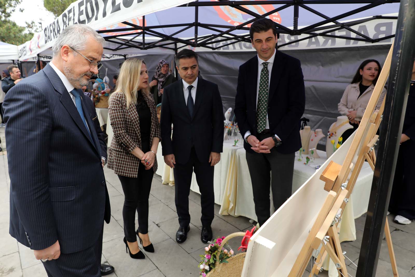 Bafra’da Engelsiz Emekler El Sanatları Sergisi Açıldı (12)