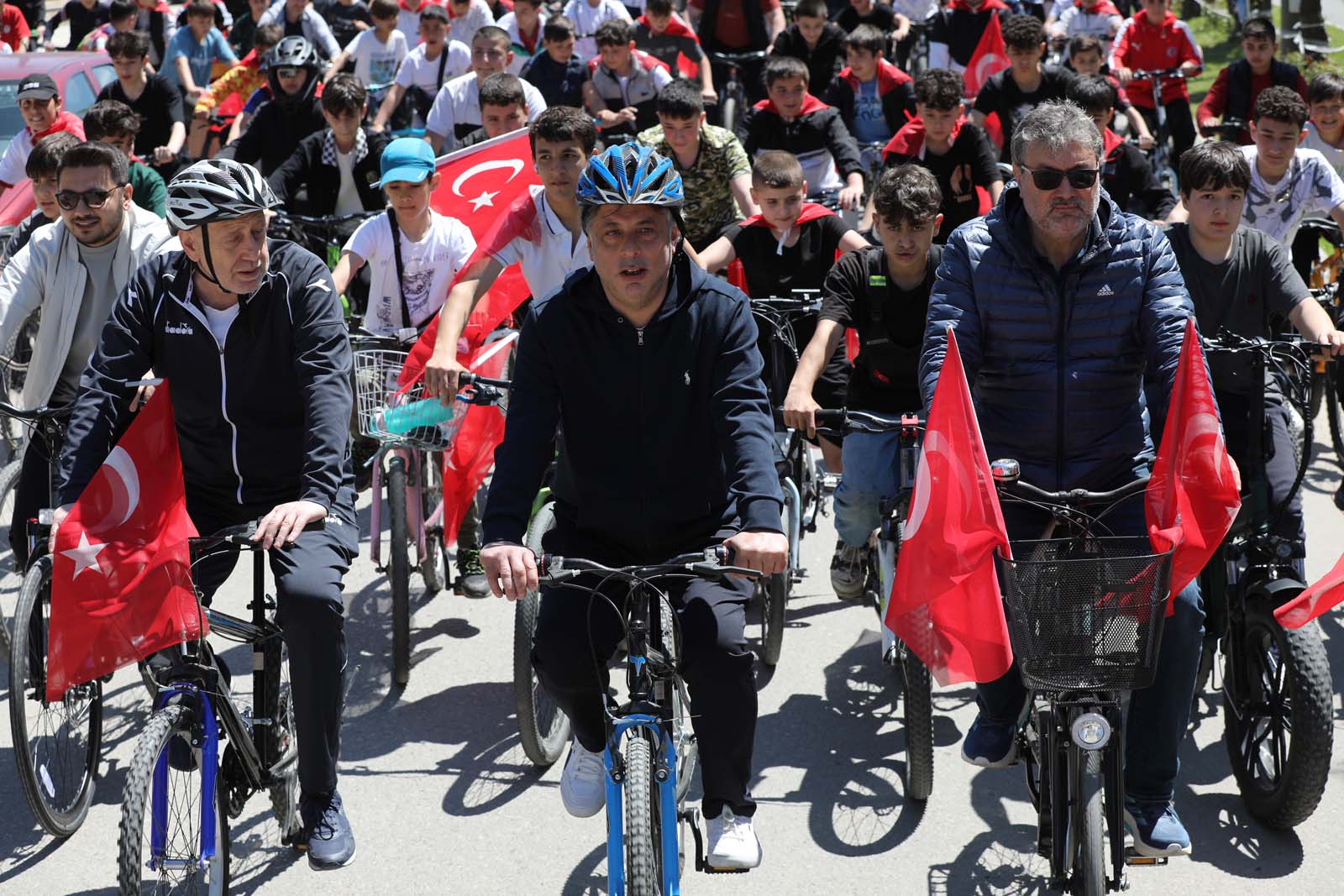 Bafra’da Gençlerin 19 Mayıs Coşkusu Pedallara Yansıdı (1)