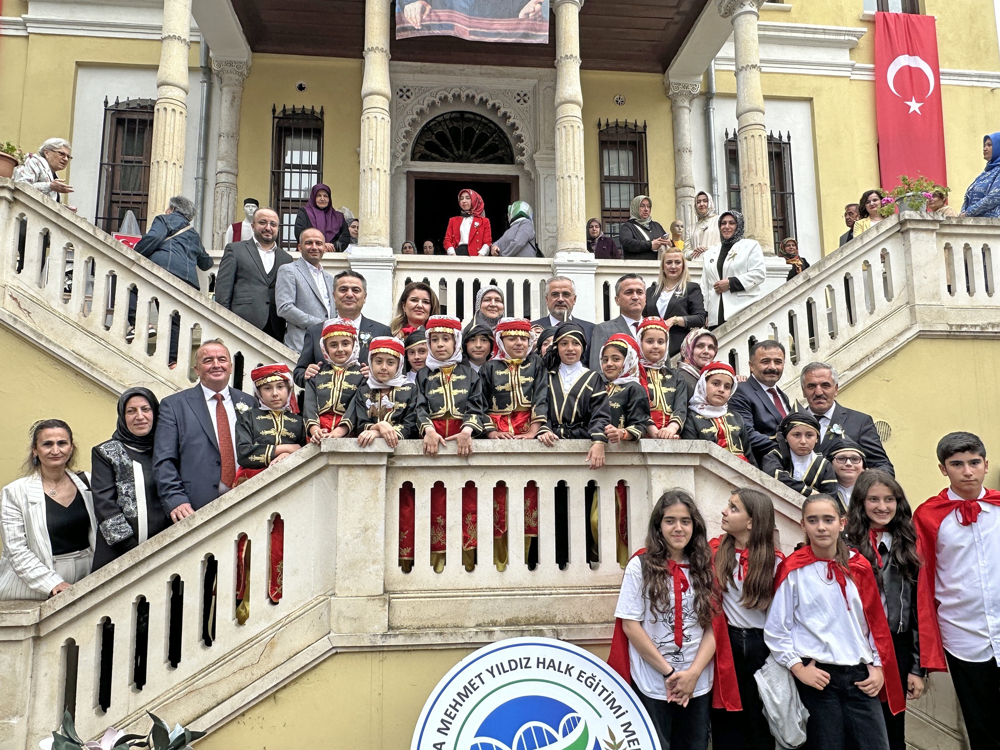Bafra’da Halk Eğitim Merkezinin Yıl Sonu Sergisine Muhteşem Açılış (2)
