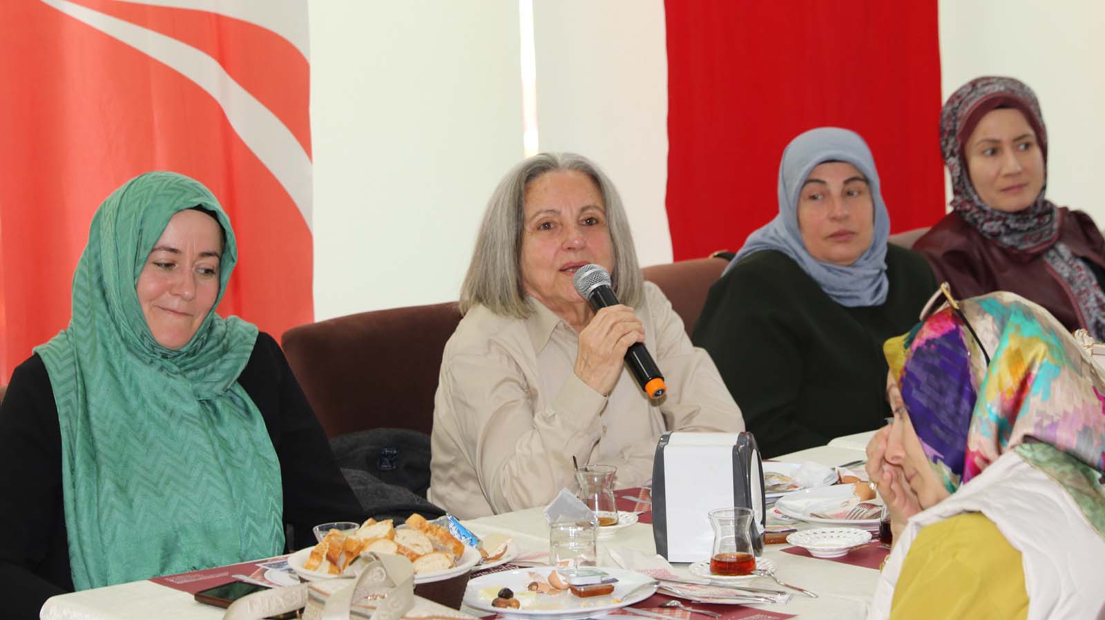 Başkan Kılıç’a Kadınlar Spor Etkinliği Teşekkürü (7)