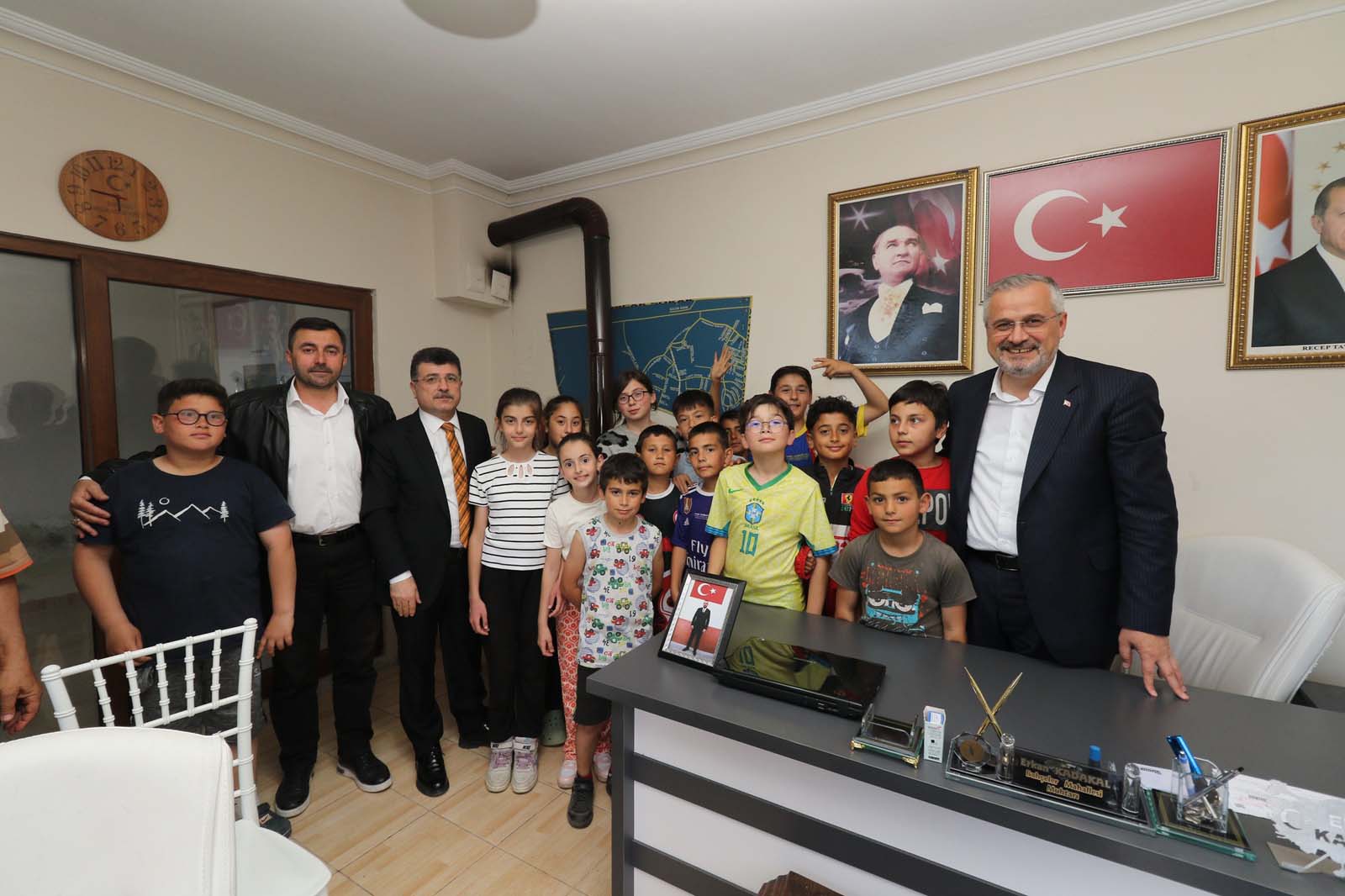 İşi̇mi̇z Hi̇zmet, Sevdamiz Memleket (5)