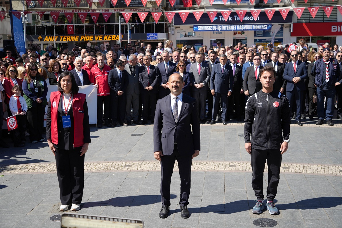 Samsun’da 19 Mayıs Kutlamaları Çelenk Sunma Töreni Ile Başladı (7)