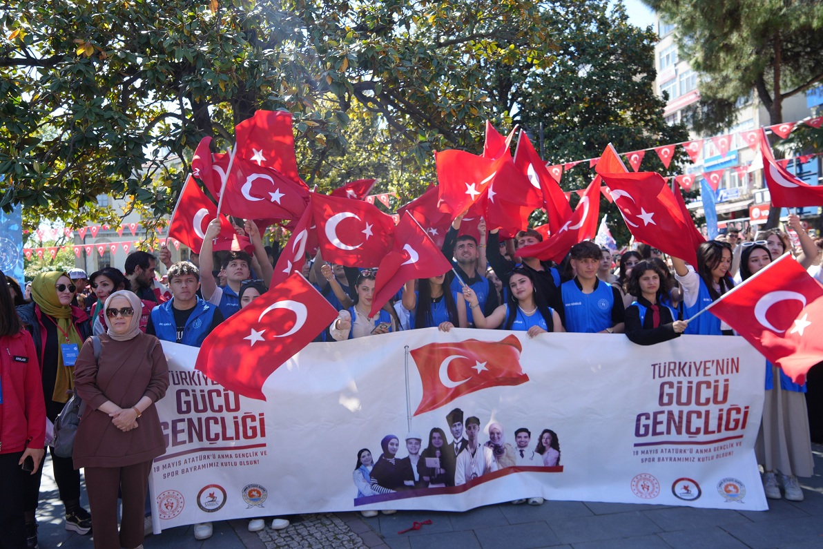 Samsun’da 19 Mayıs Kutlamaları Çelenk Sunma Töreni Ile Başladı (8)