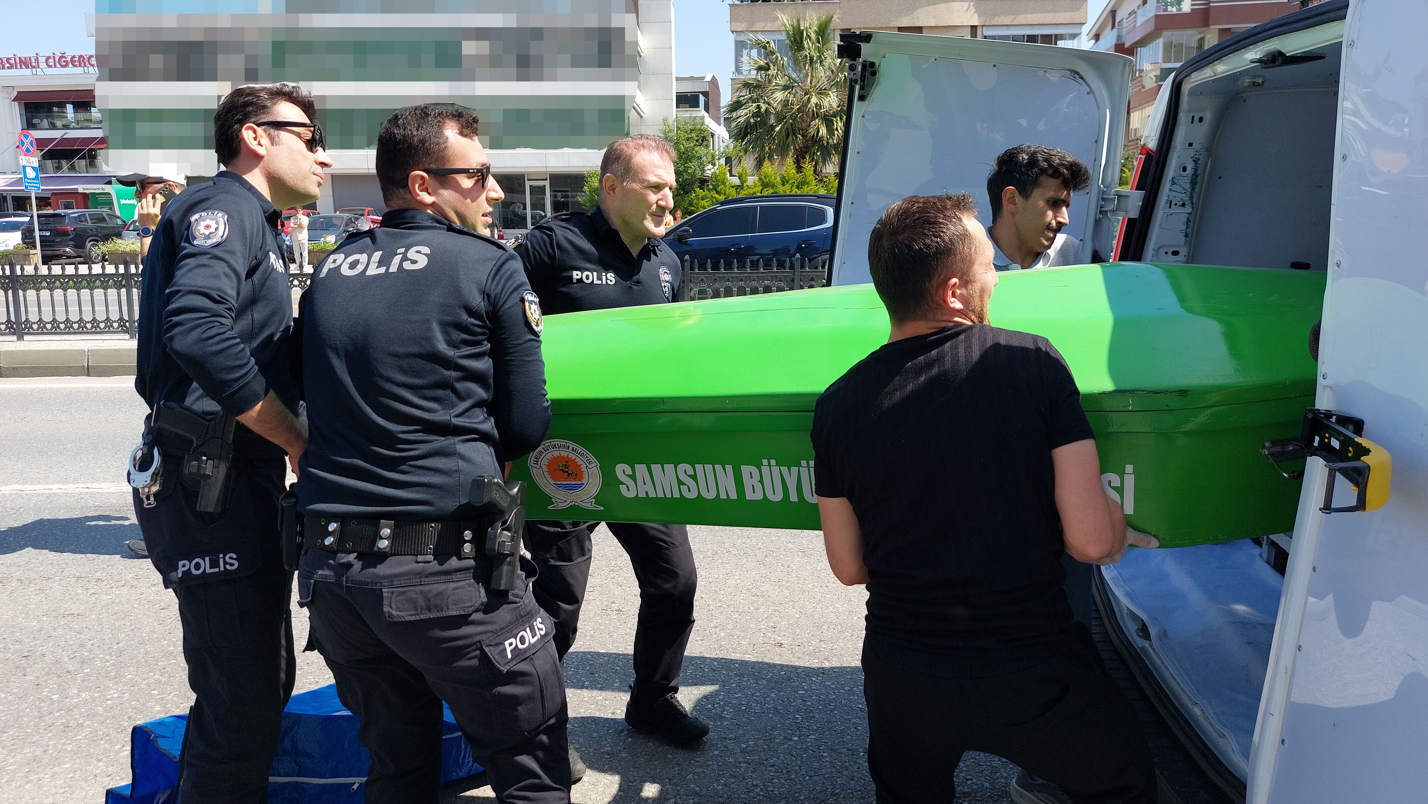 Samsun’da Beton Mikseri Ile Çarpışan Motosiklet Sürücüsü Hayatını Kaybetti (5)