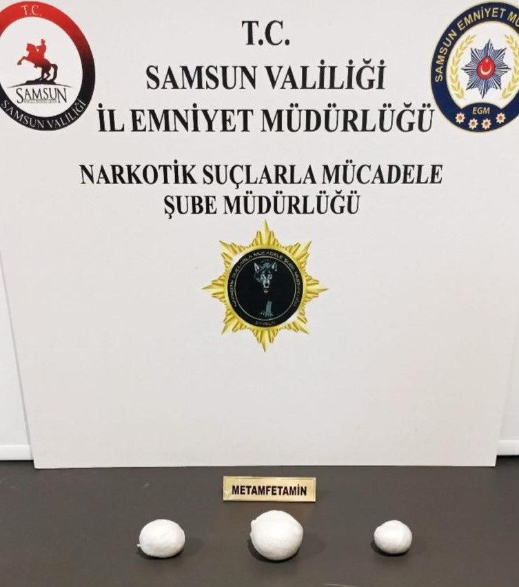 Samsun'da Uyuşturucu Tacirlerine Şafak Operasyonu
