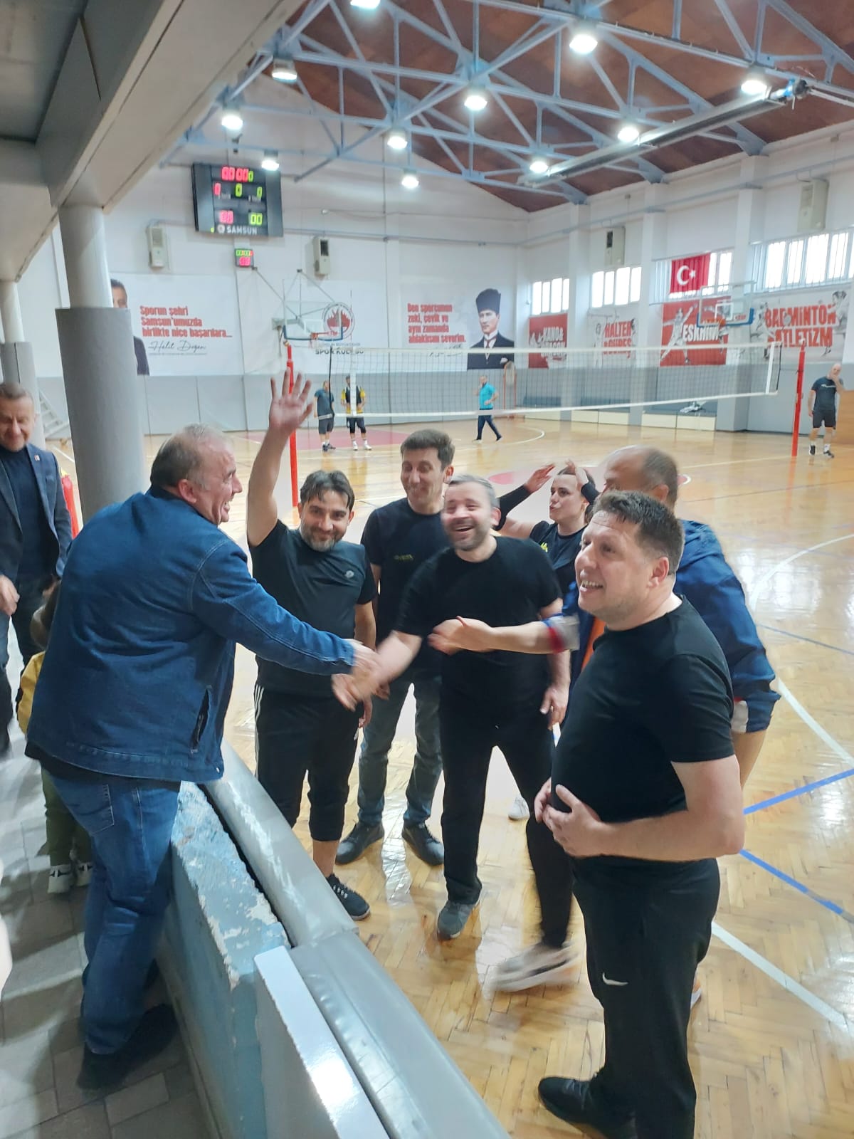 Üçpınar İlköğretim Okulu Yeniden Voleybol Sahalarında (16)