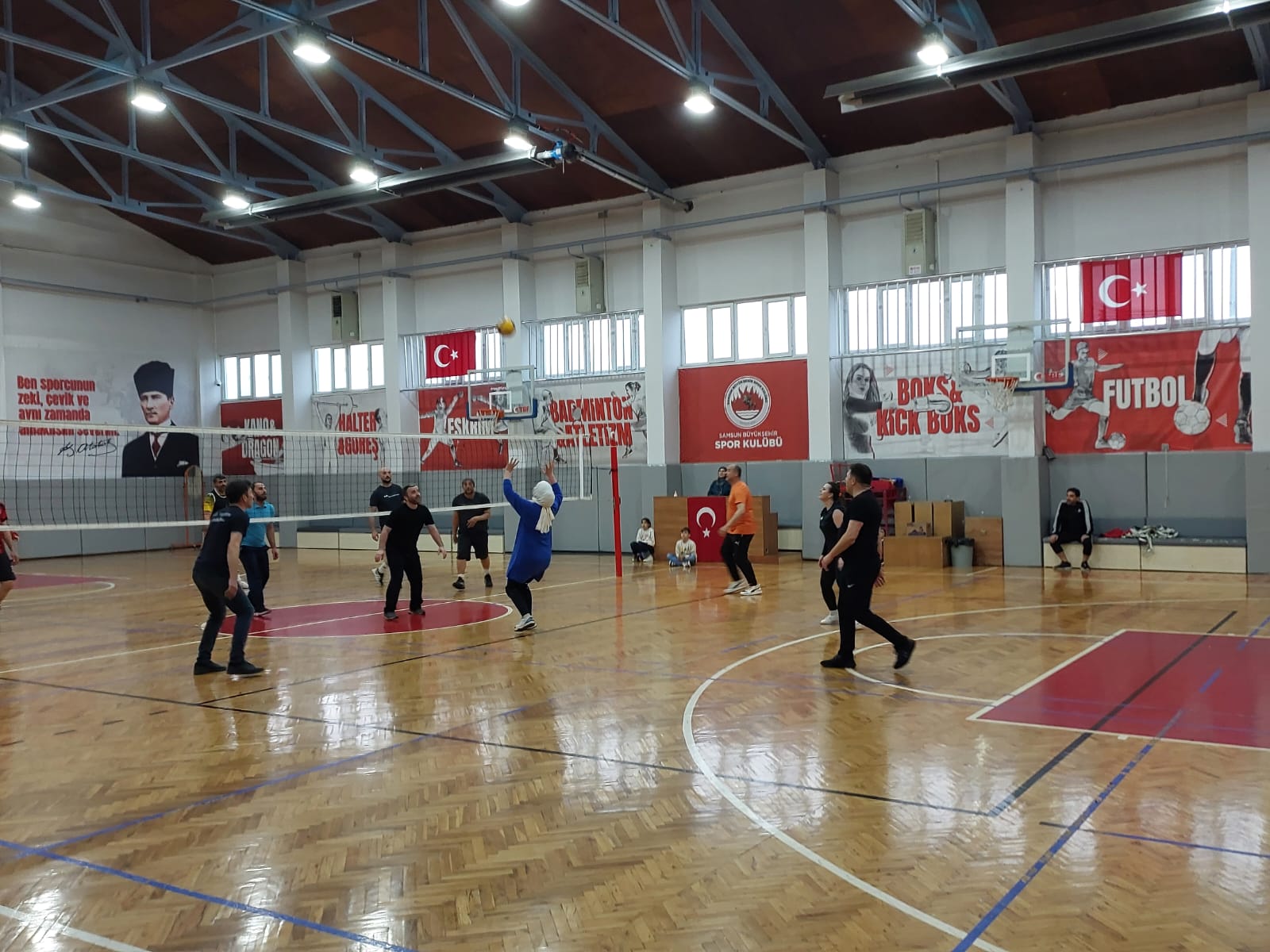 Üçpınar İlköğretim Okulu Yeniden Voleybol Sahalarında (20)