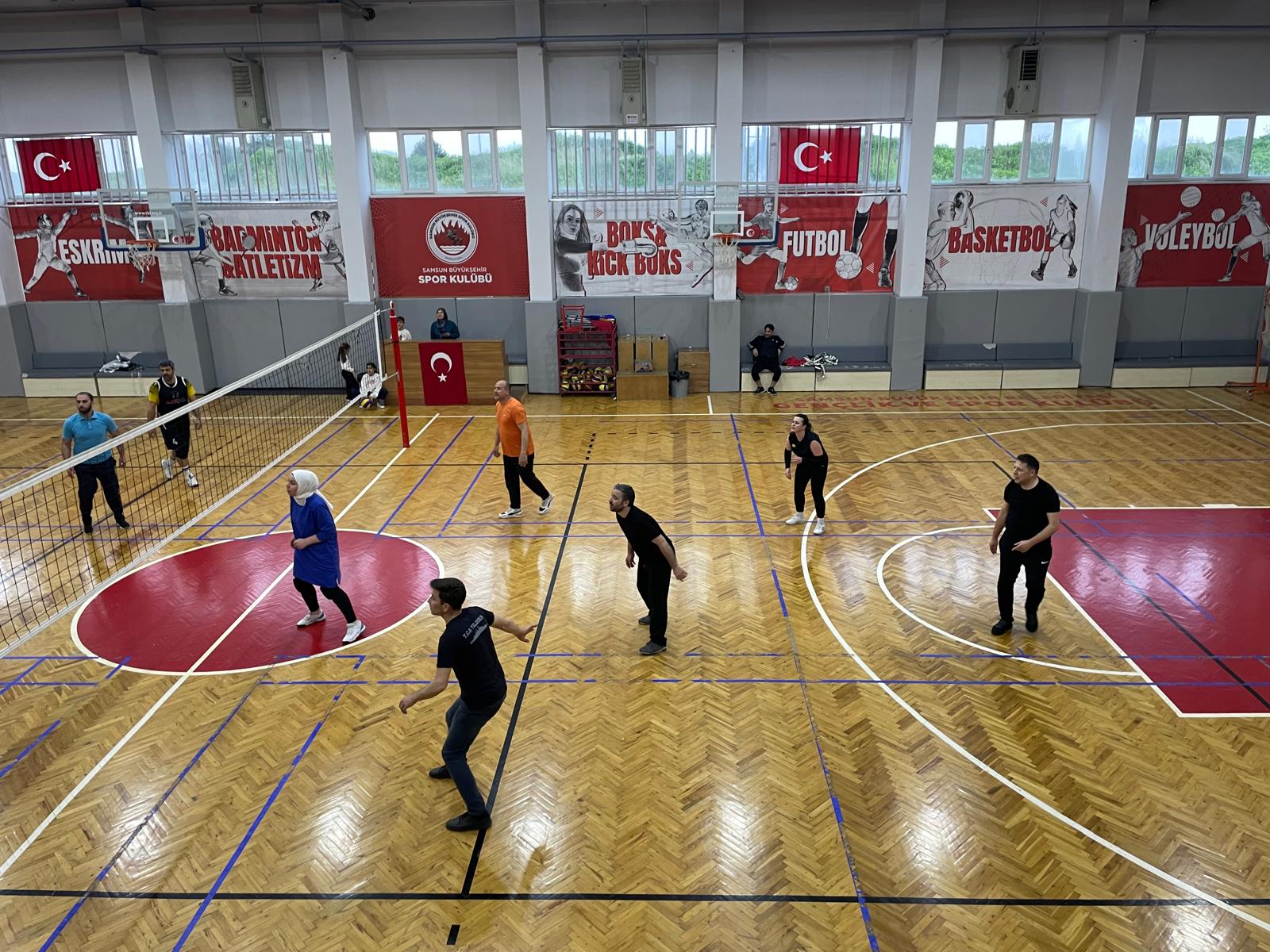 Üçpınar İlköğretim Okulu Yeniden Voleybol Sahalarında (29)