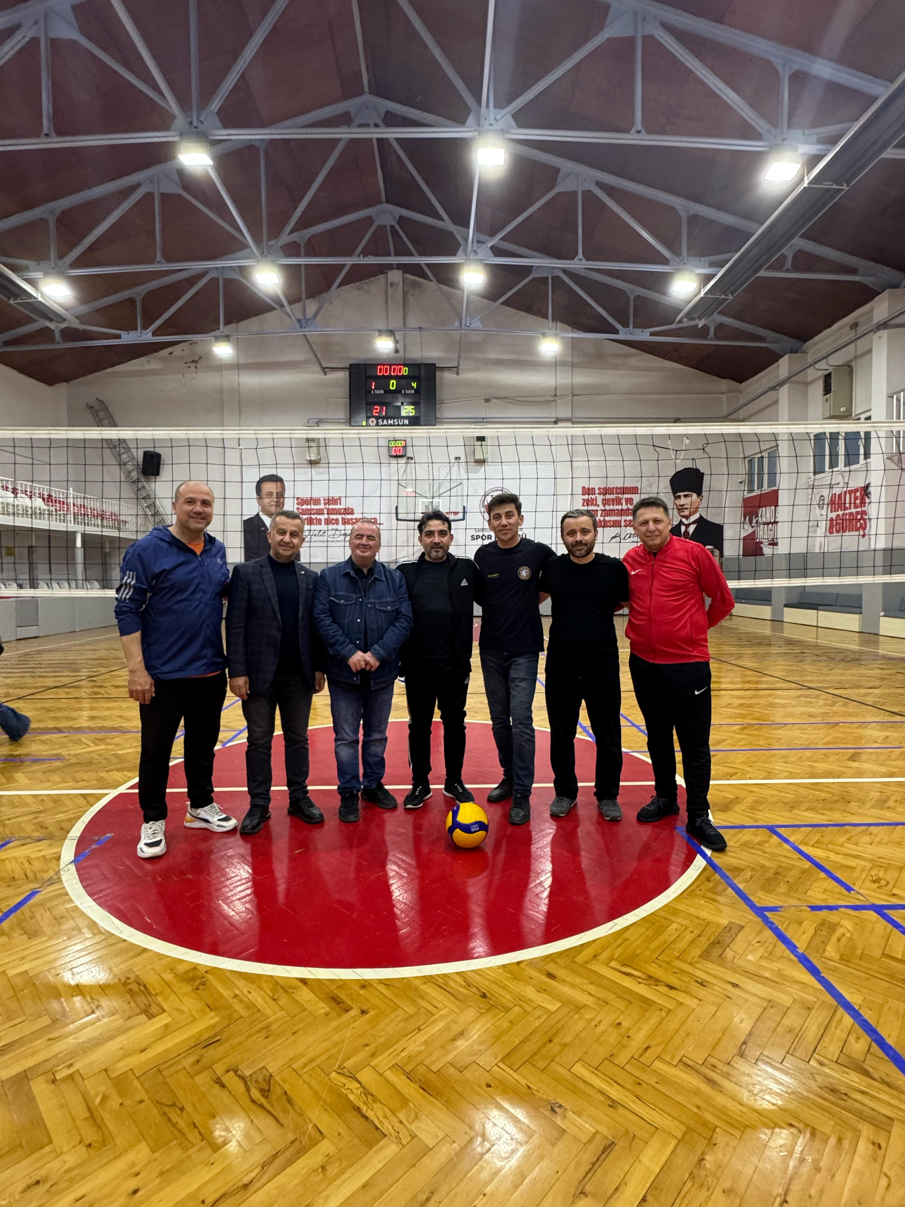 Üçpınar İlköğretim Okulu Yeniden Voleybol Sahalarında (5)