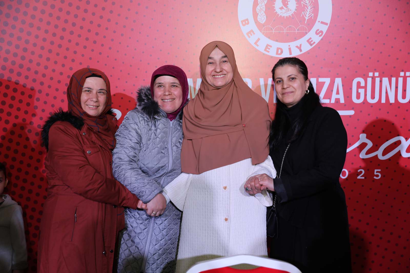 Uzman Ai̇le Danişmani Ve Yazar Sali̇ha Erdi̇m, Bafra’da Ebeveynlere Seslendi̇ (1)