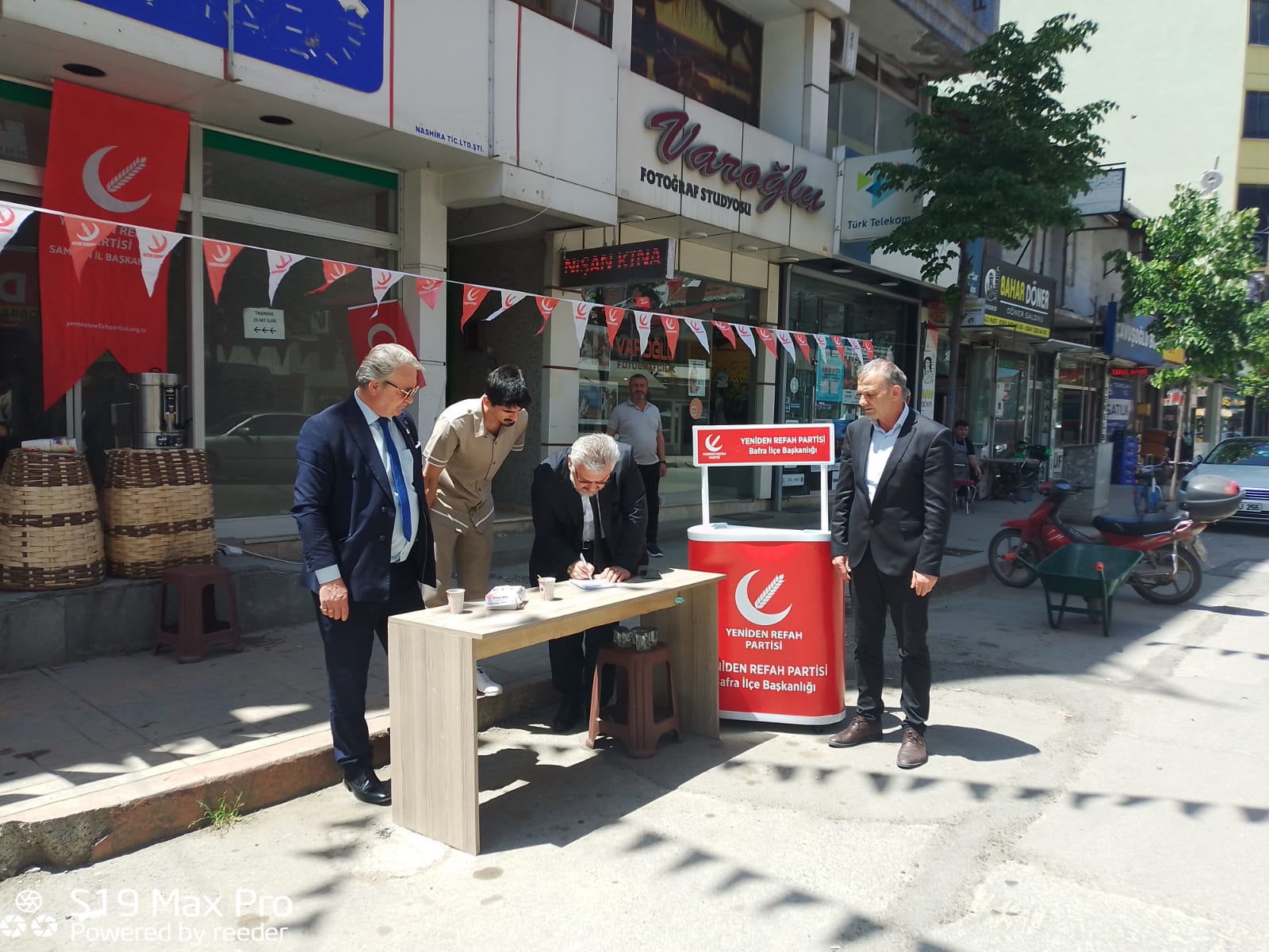 Yeniden Refah Partisi Bafra’da Stand Çalışması Gerçekleştirdi (2)