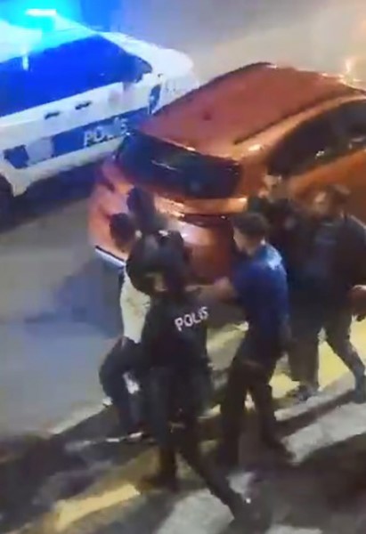 Yrp Vezirköprü İlçe Başkanının Gözaltına Alındığı Olayla Ilgili Adli Ve Idari Soruşturma Başlatıldı (5)