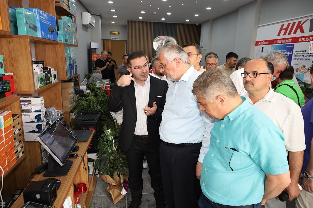 ''Bafra Bilgi İşlem'' İşyeri Hizmete Açıldı (9)