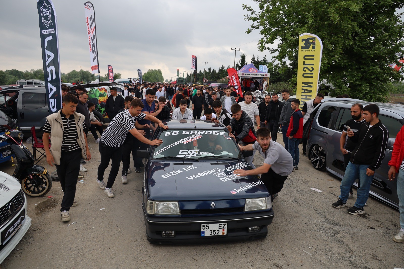 Bafra'da Modifiye Rüzgarı 500 Araç Sergilendi (1)