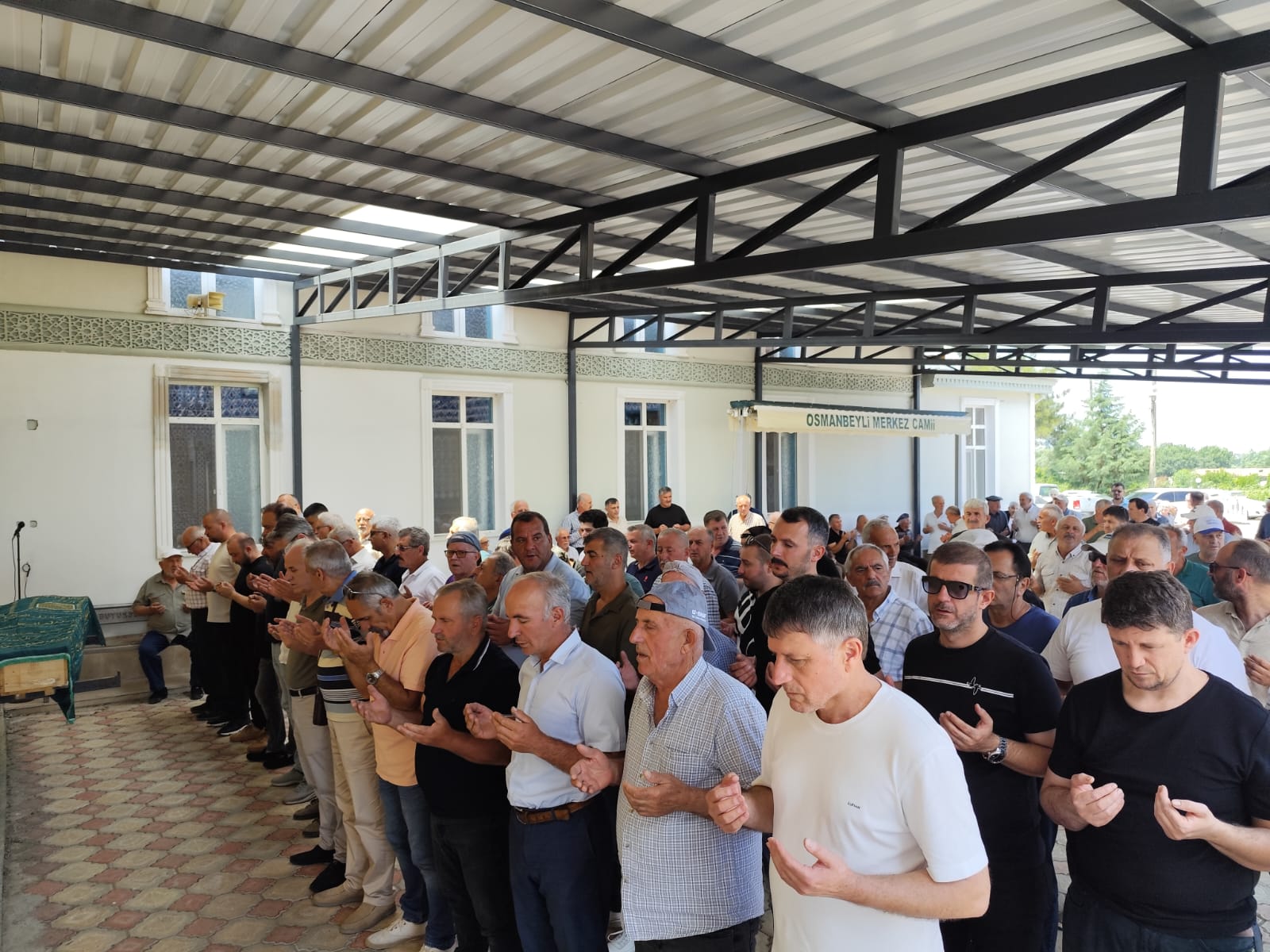 Fehmi Bülbül Dualarla Son Yolculuğuna Uğurlandı (9)