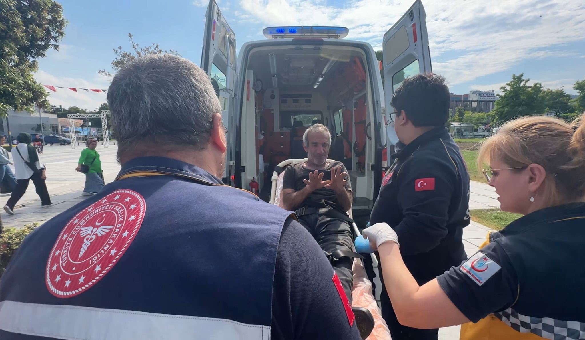Samsun'da Darbedildiğini Iddia Eden Yaşlı Adam Hastaneye Kaldırıldı1