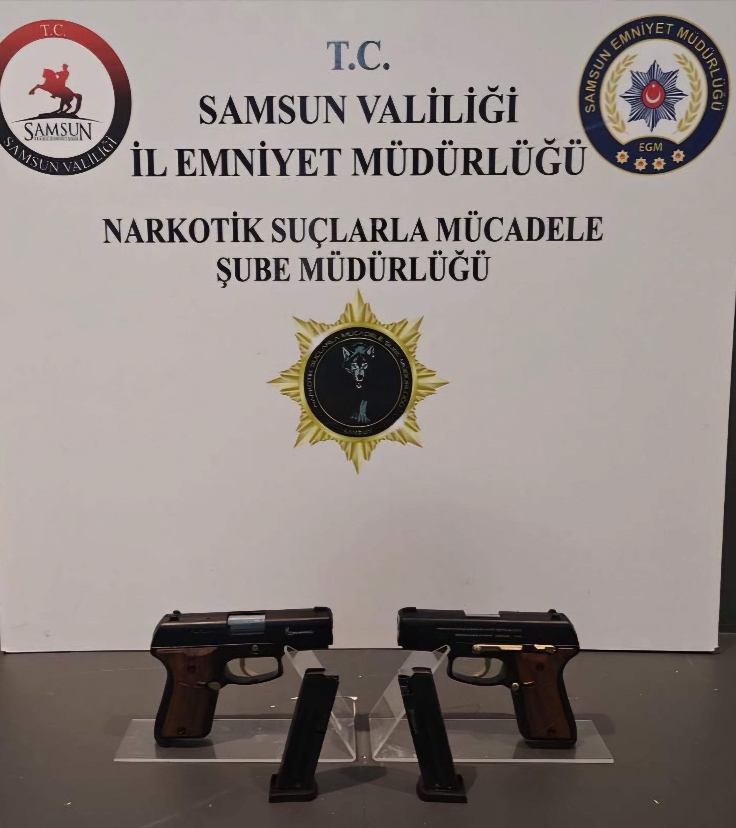 Samsun'da Uyuşturucu Operasyonu 4 Gözaltı (1)