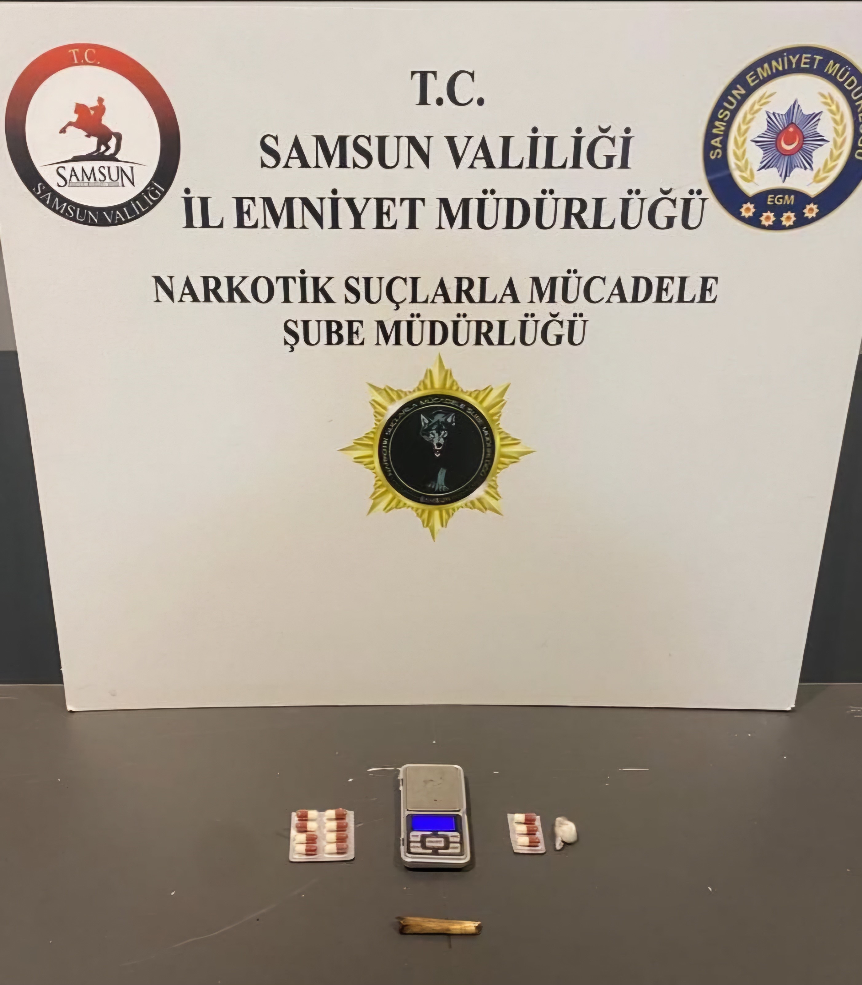 Samsun'da Uyuşturucu Operasyonu 4 Gözaltı (3)