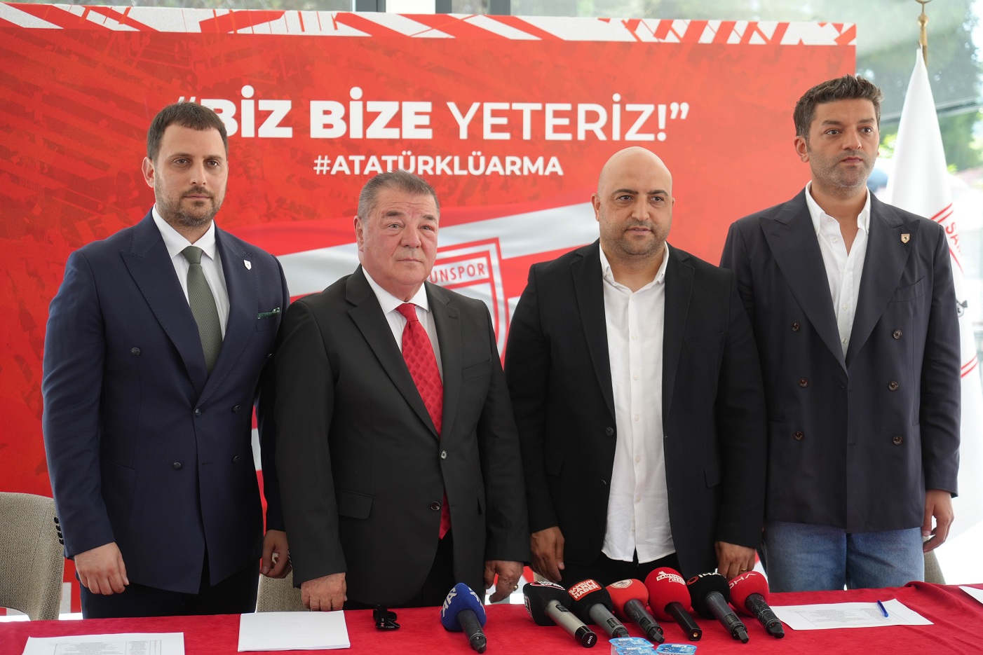 Samsunspor Yönetim Kurulu'nda Görev Dağılımı Belli Oldu
