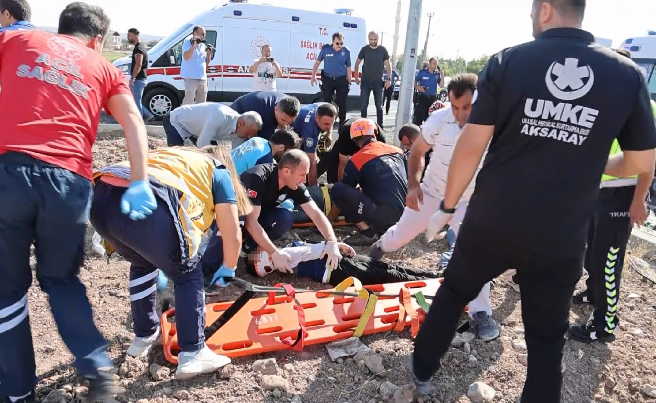 Sınava Giden Araçlar Çarpıştı 1 Ölü, 4'Ü Ağır 10 Yaralı (5)