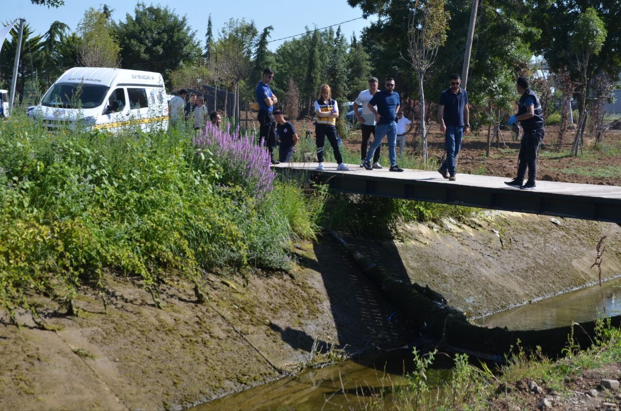 Bafra'da Sulama Kanalında Kadın Cesedi Bulundu (2)