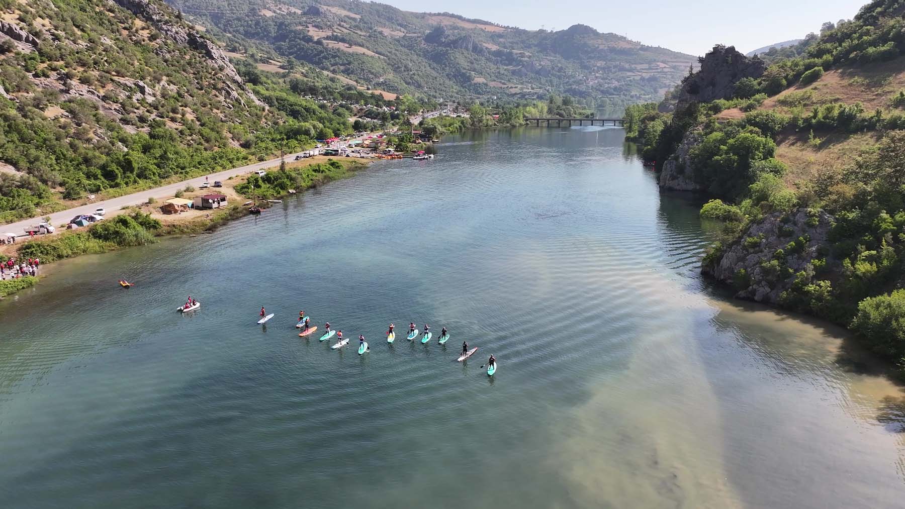 Kapıkaya’da Bir Ilk! Kızılırmak Nehri’nin Eteklerinde “Sup Yarışı” Yapıldı (2)