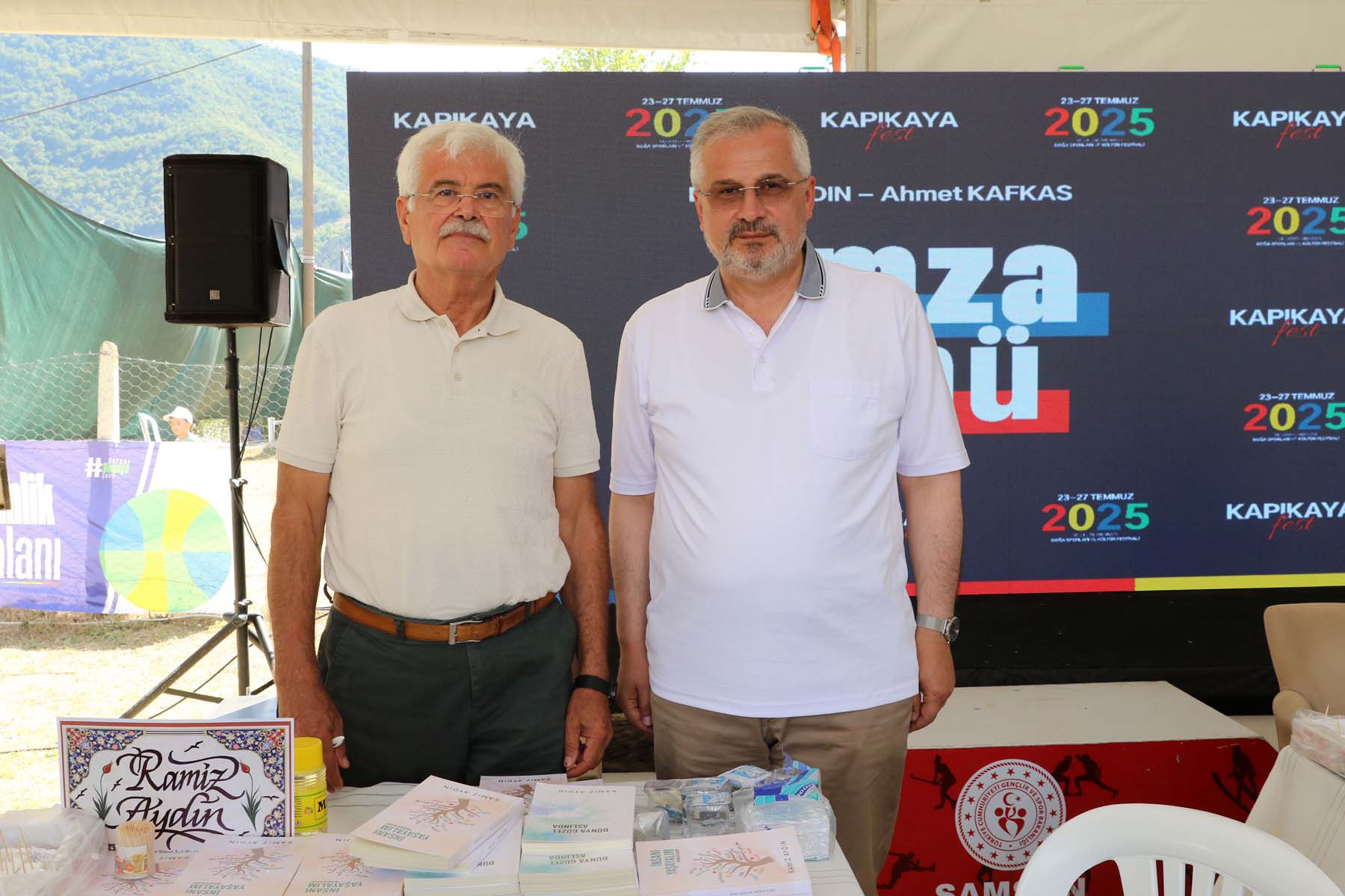 Kapıkayafest’te Yazar Ve Şairler Okurları İle Buluştu (2)