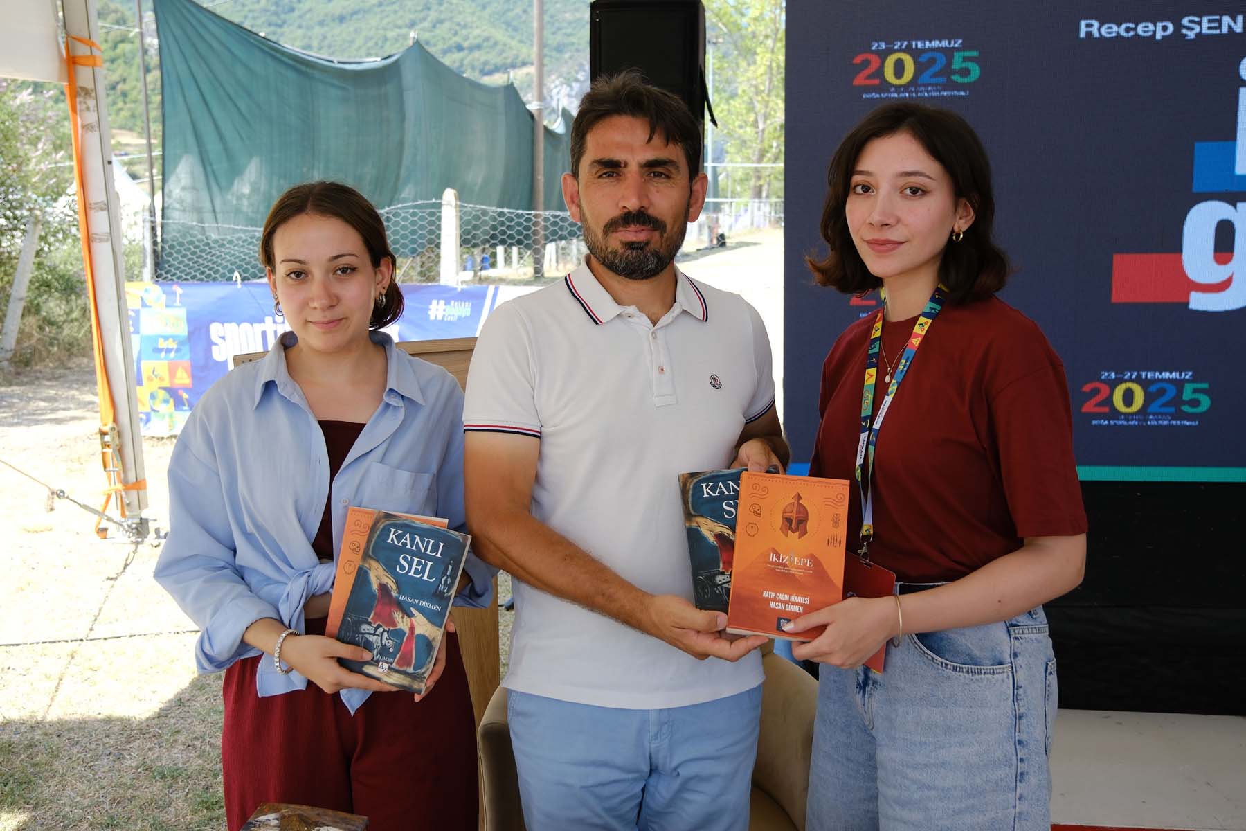 Kapıkayafest’te Yazar Ve Şairler Okurları İle Buluştu (7)