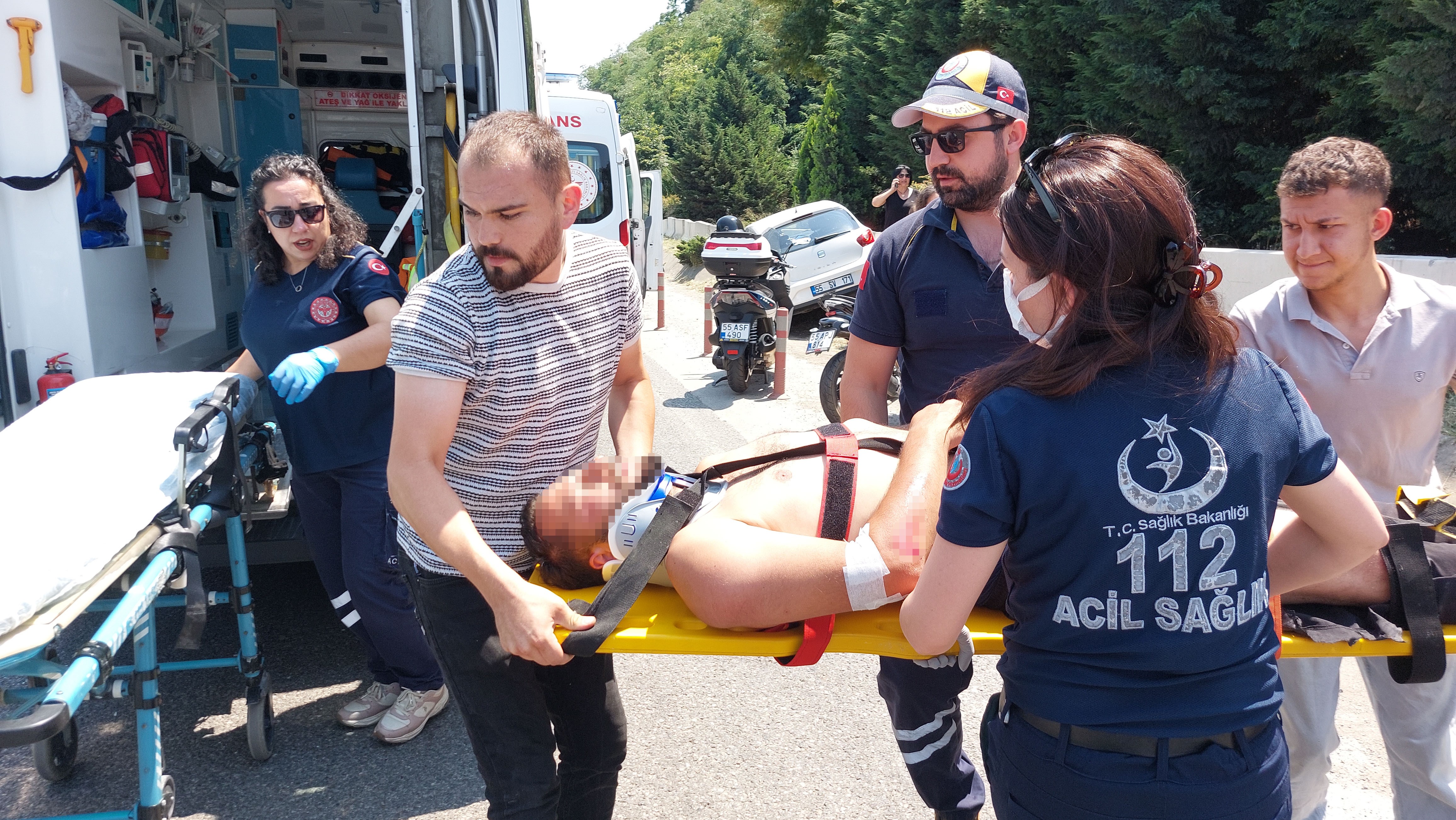 Samsun’da Motosiklet Ile Otomobil Çarpıştı1