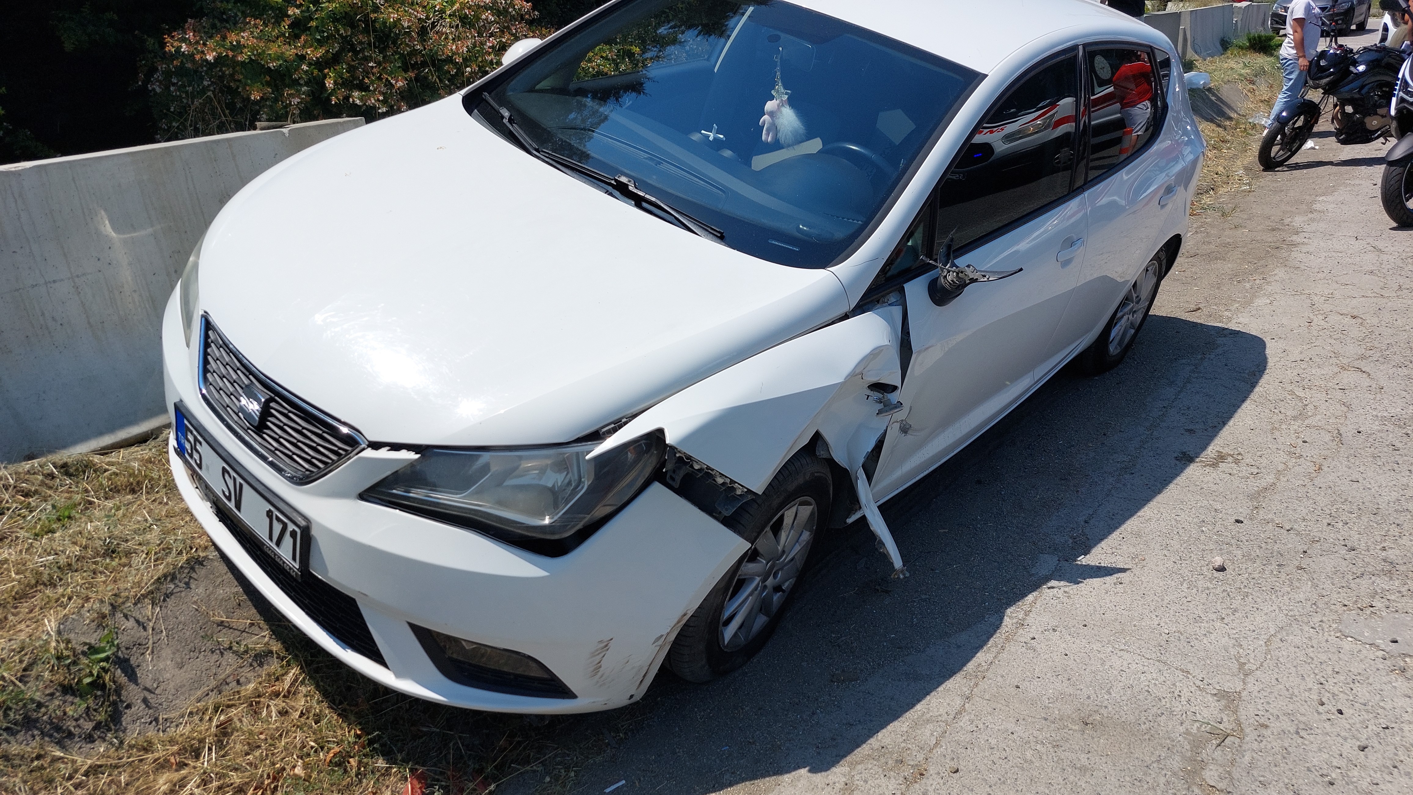 Samsun’da Motosiklet Ile Otomobil Çarpıştı3