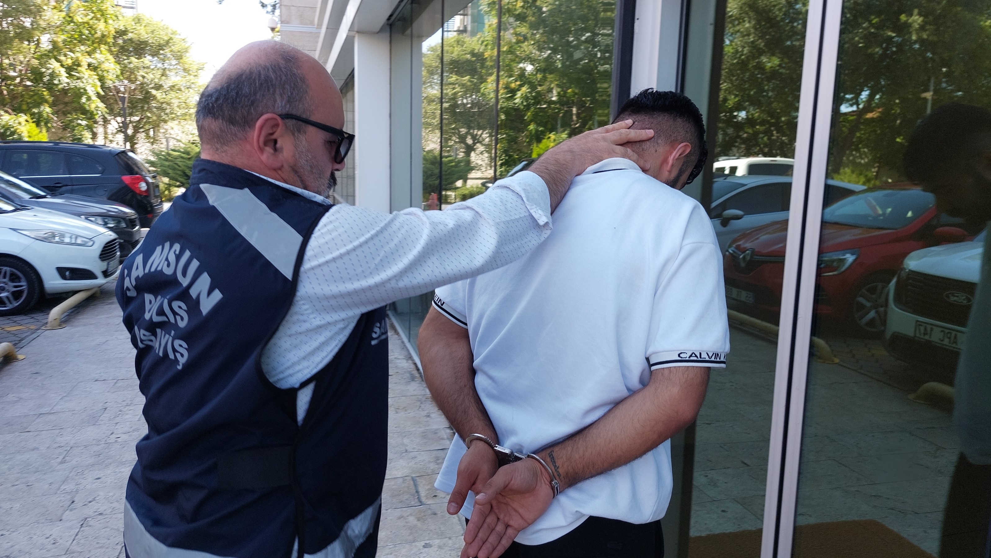 Samsun'da Silahlı Çatışma Kamerada 2 Kişi Yaralandı, 4 Şüpheli Adliyeye Sevk Edildi (2)