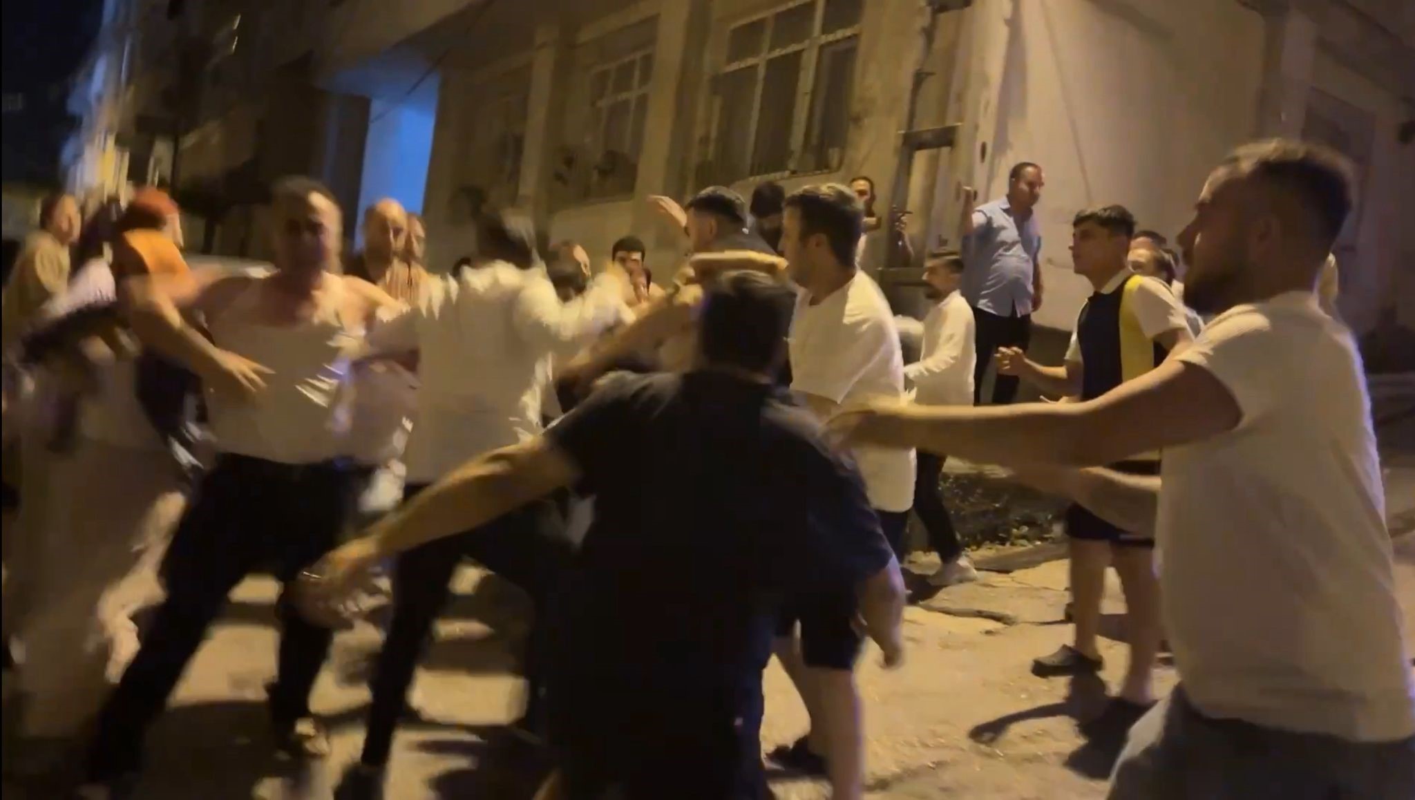 Samsun'da Sokak Ortasında Park Yeri Kavgası1