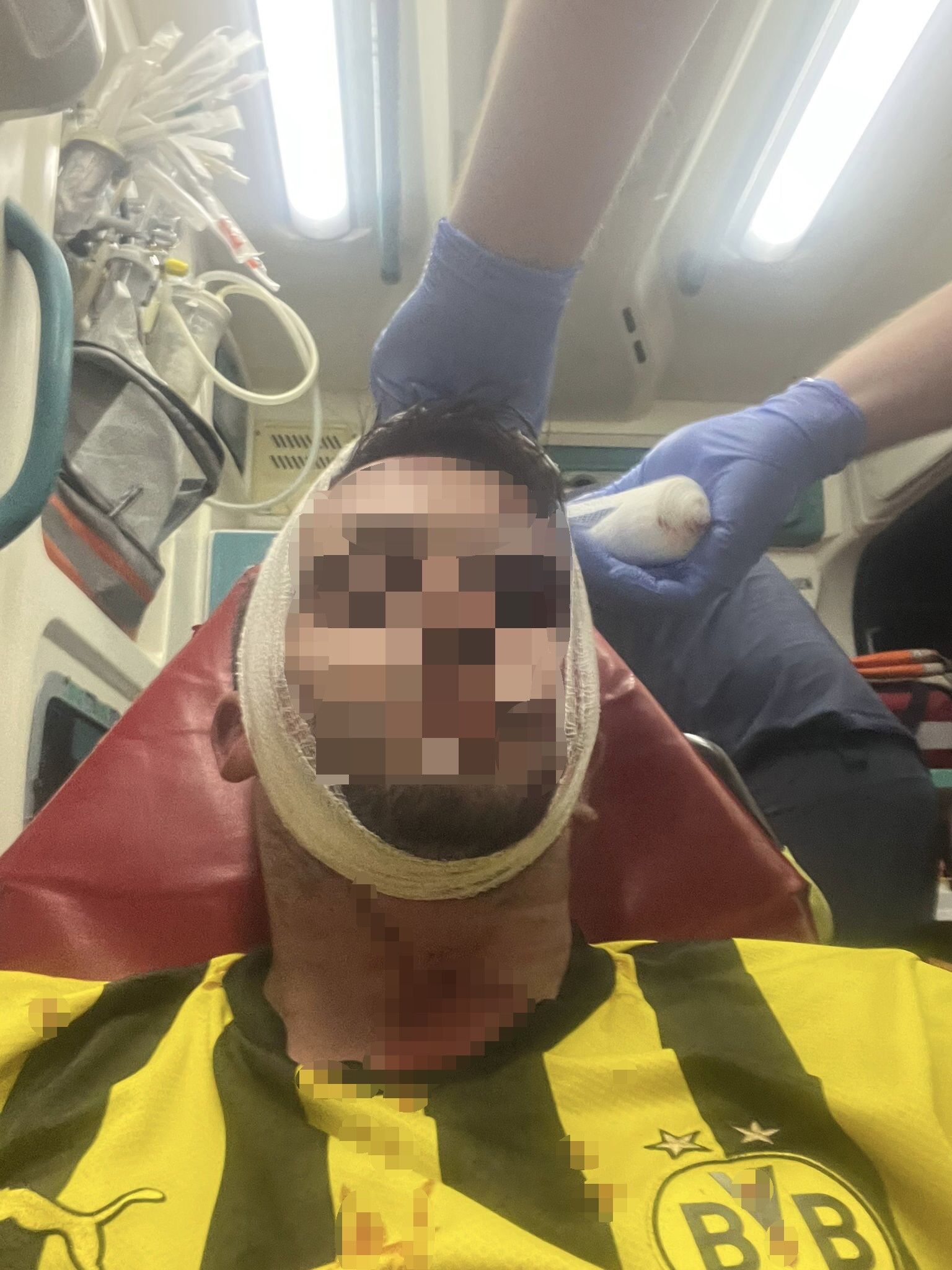 Samsun'da Daire Satışı Nedeniyle Çıkan Tekme Ve Sopalı Kavga Güvenlik Kamerasında (2)