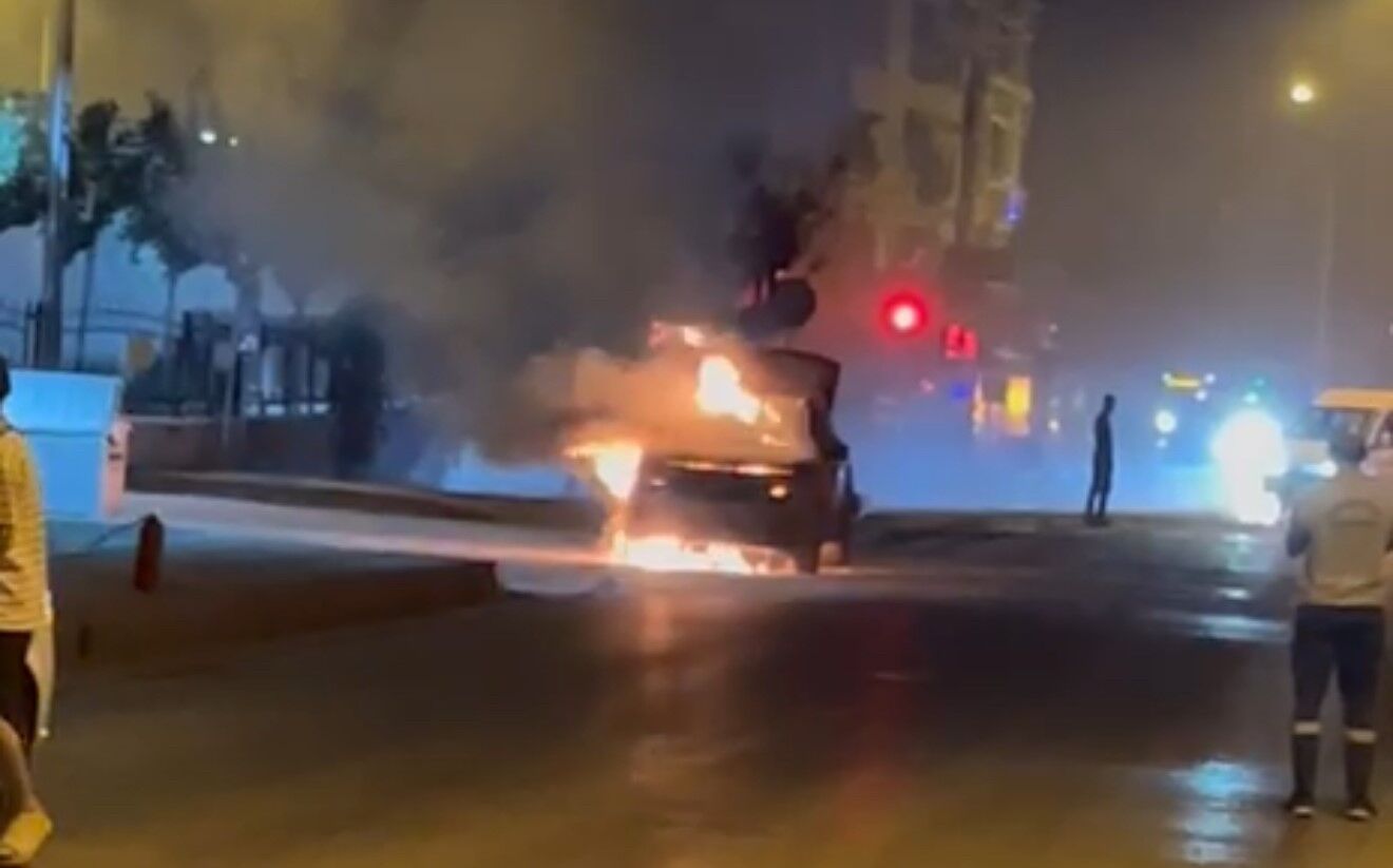 Samsun’da Otomobil Alev Alev Yandı (2)