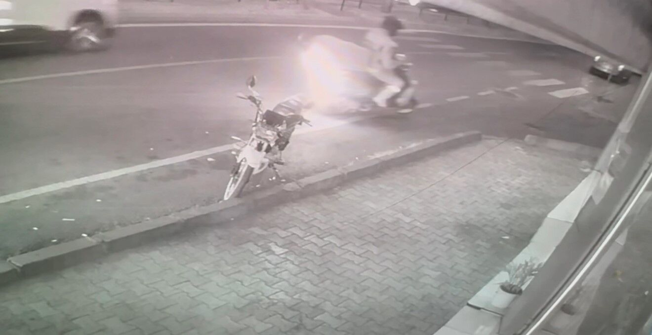 Samsun’da Seyir Halindeki Motosiklet Böyle Yandı (3)